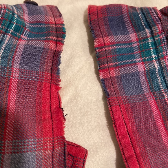 Style to go colorful floral embroidered button down shirt size medium - Picture 6 of 6